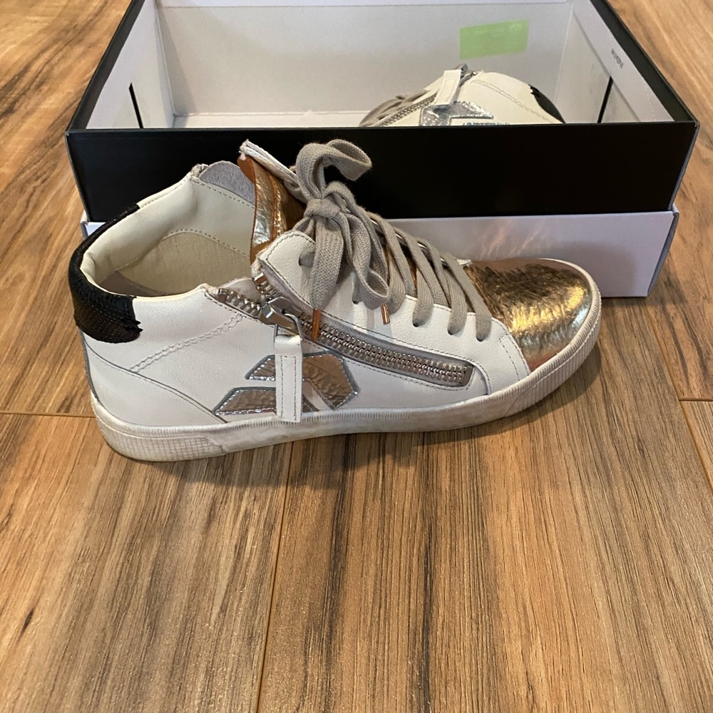 Dolce Vita high top sneaker